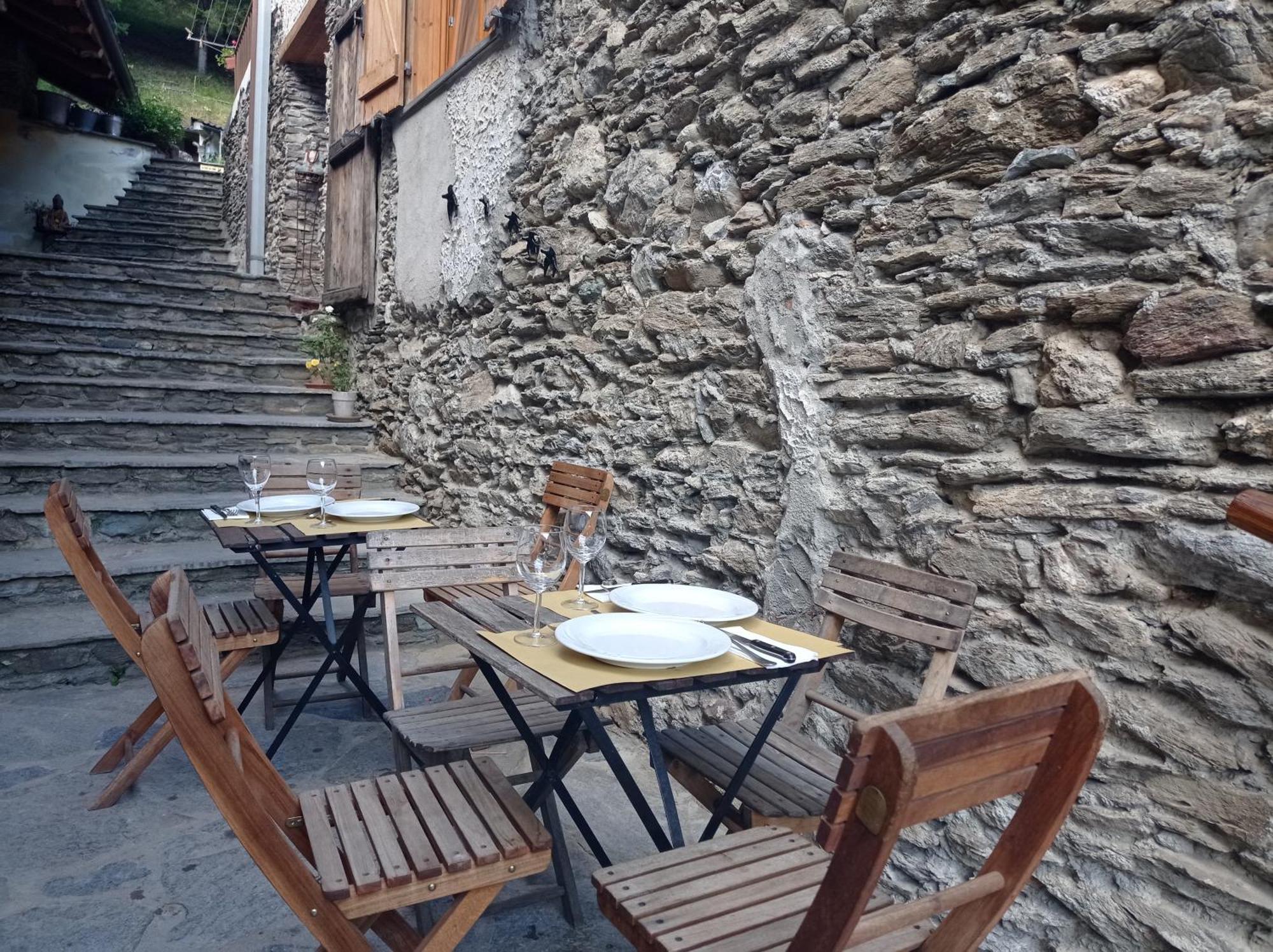 מרמורה Albergo Diffuso La Marmu Osteria Della Croce Bianca מראה חיצוני תמונה